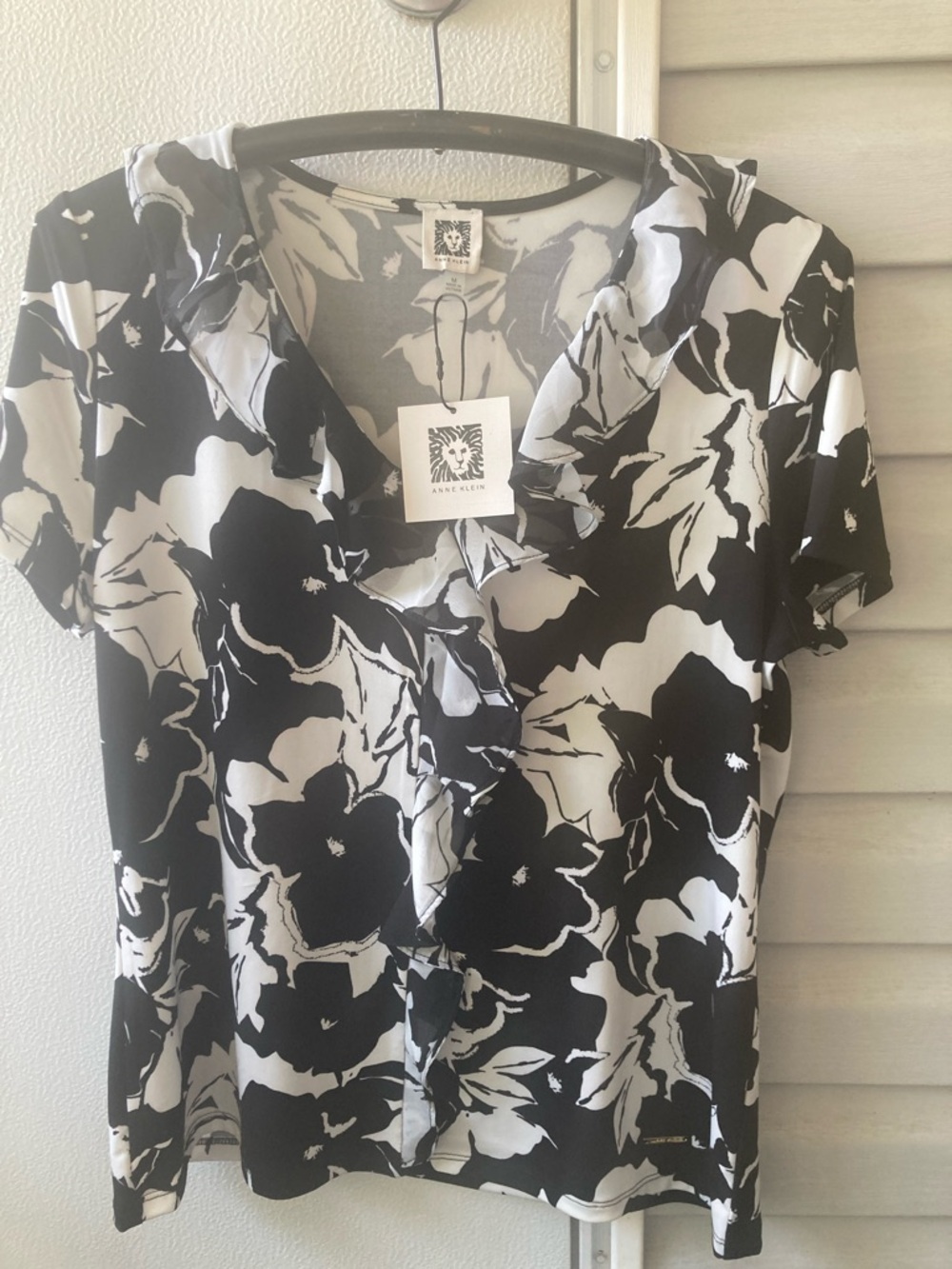 AK -M B/W Top